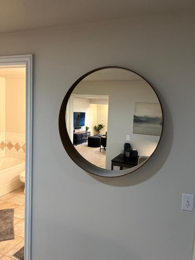 Above Ground Basement Apartment 2 Bedroom 1 B Retreat With Gorgeous View דרפר מראה חיצוני תמונה